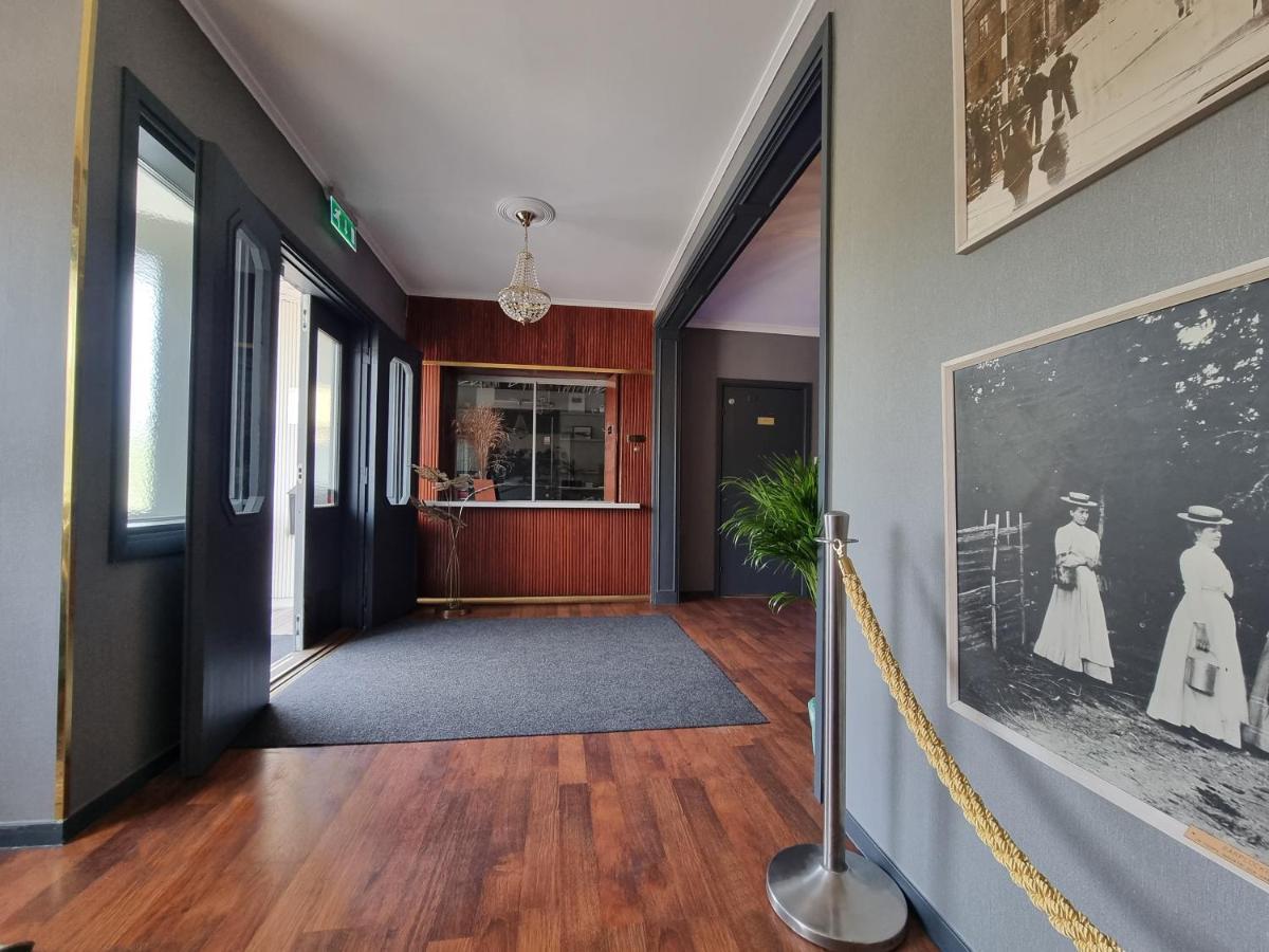 Hotell Gaestis Tierp Exterior foto